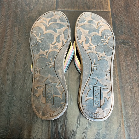 Roxy Women's Brown Flip Flop Sandals Size Fits 11 - Picture 3 of 6